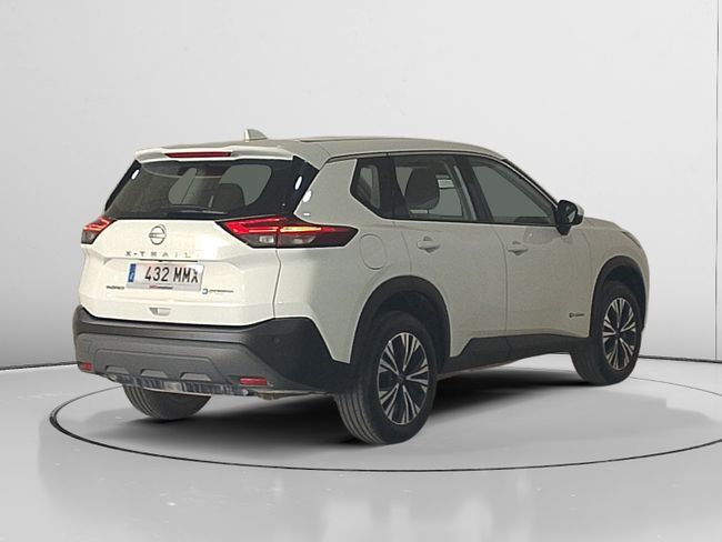 Foto del NISSAN X-Trail 1.5 e-Power Acenta e-4orce 4x4 7pl. 158kW