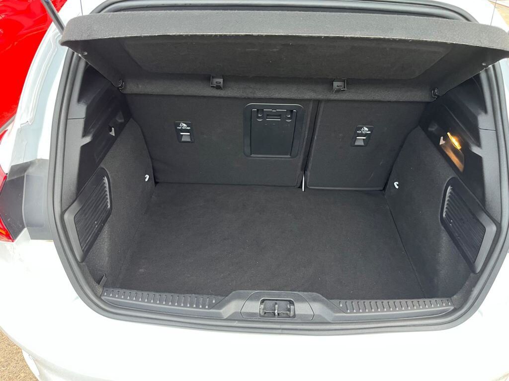 Foto del FORD Focus 1.0 Ecoboost MHEV ST-Line Design SIP 125