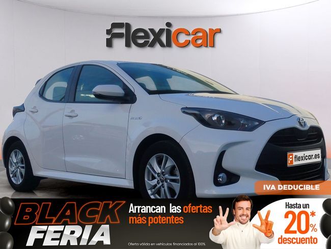 TOYOTA Yaris (1.5 120H Business Plus) en Cáceres