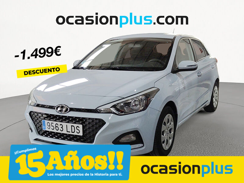 HYUNDAI i20 (1.2 MPI Essence 55 kW (75 CV)) en Madrid