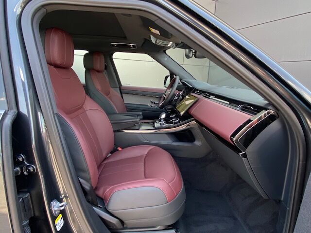 Foto del LAND ROVER Range Rover Sport 3.0D TD6 MHEV SE 300