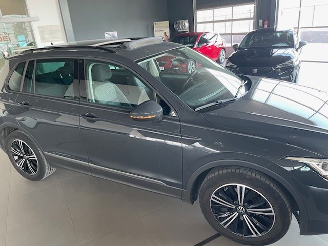 VOLKSWAGEN Tiguan (2.0TDI Life 90kW) en Córdoba