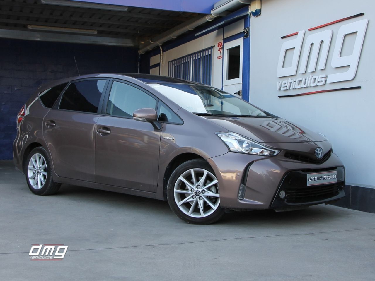TOYOTA Prius (Executive 136Cv 7 plazas) en Barcelona