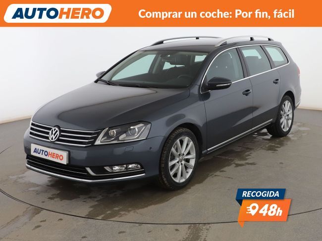 VOLKSWAGEN Passat (2.0 TDI Highline BlueMotion) en Madrid