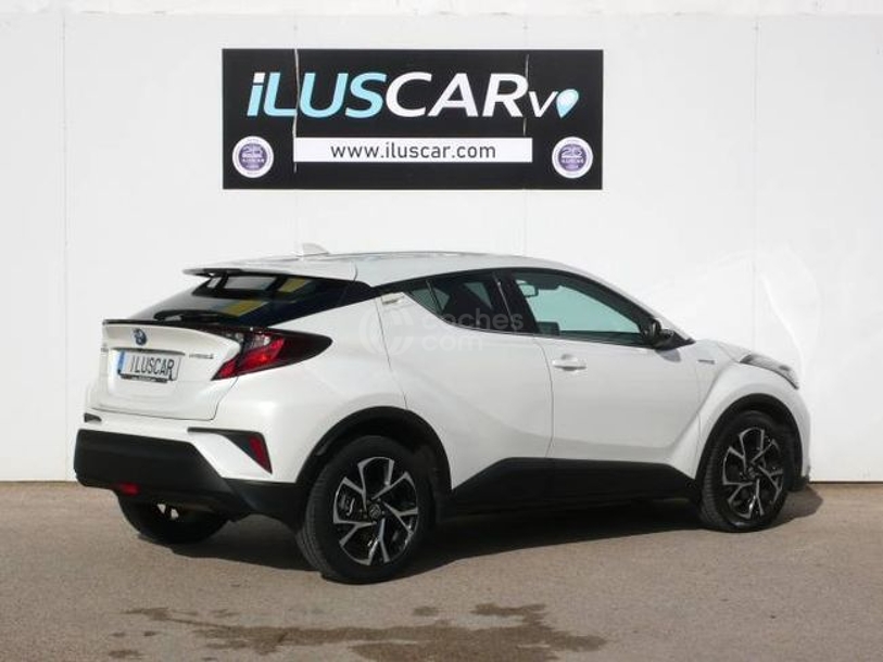 Foto del TOYOTA C-HR 125H Advance