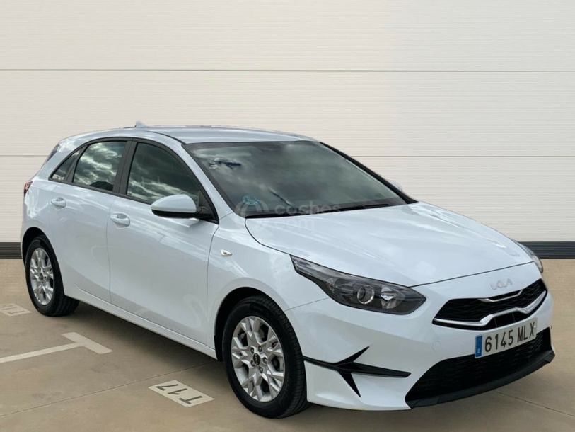 Foto del KIA Ceed 1.6 MHEV iMT Concept 136
