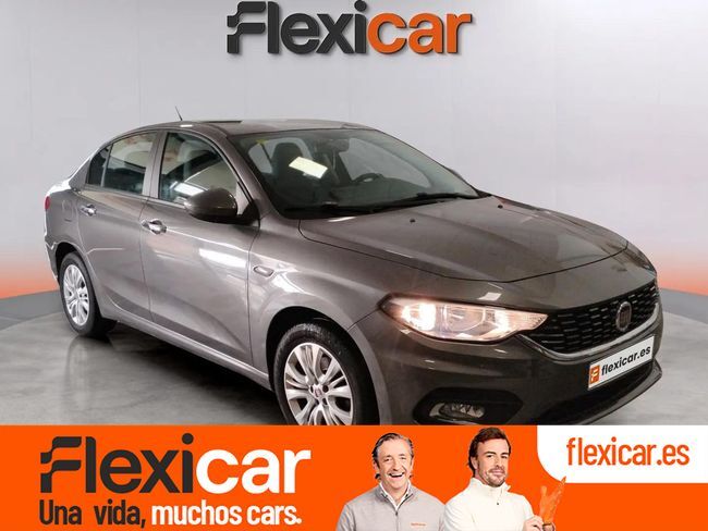 FIAT Tipo (1.4 16v Lounge 70kW (95CV) gasolina) en Valencia