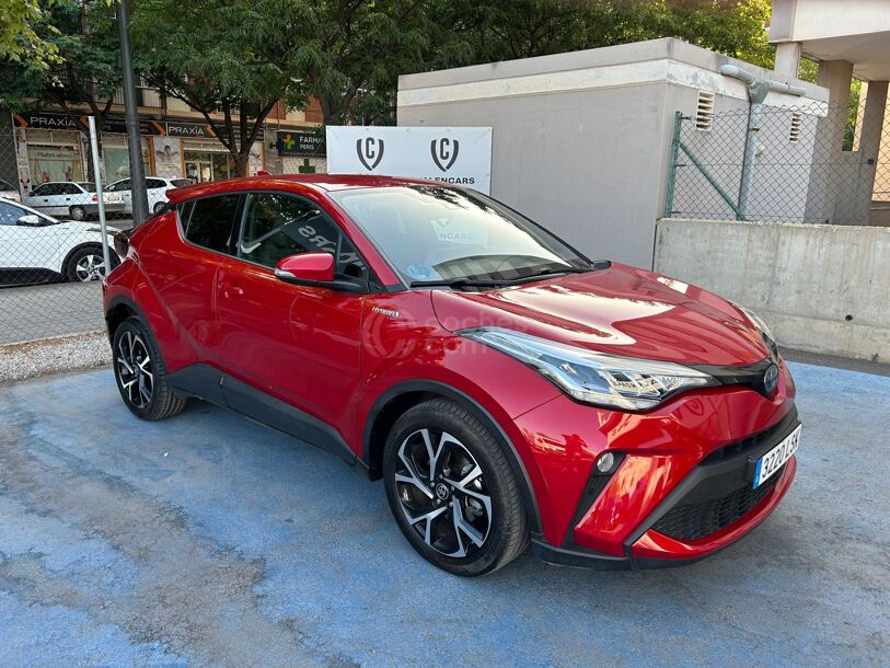 Foto del TOYOTA C-HR 125H Advance