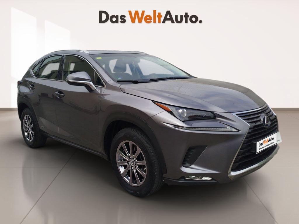LEXUS NX (300h Business Navigation 2WD 145 kW (197 CV)) en Barcelona