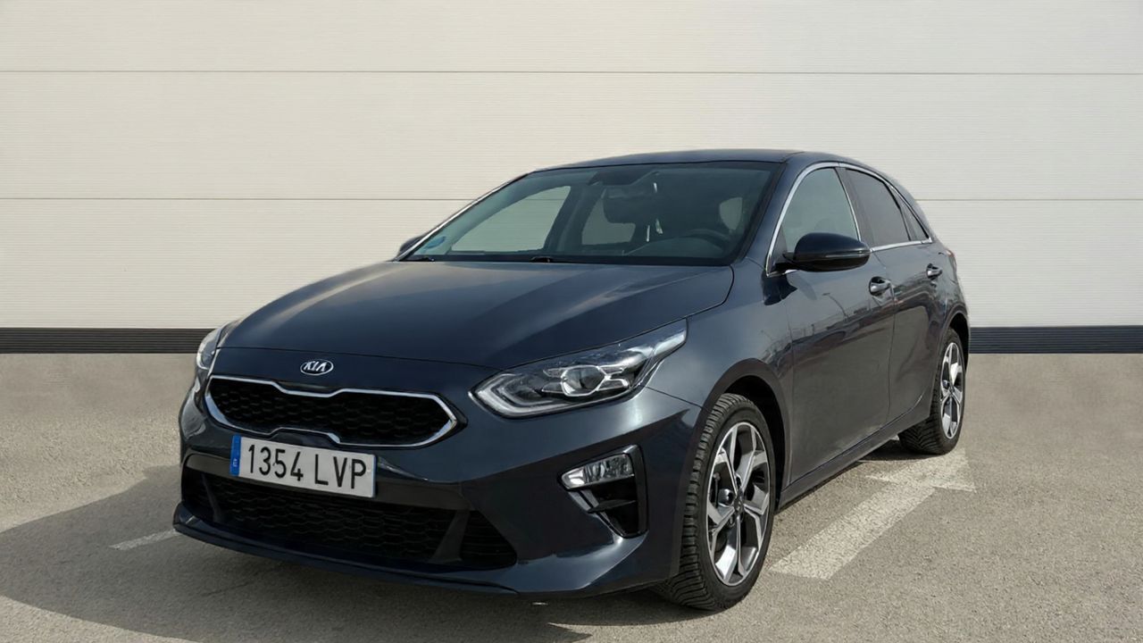 Foto del KIA Ceed 1.6 MHEV iMT Tech 136
