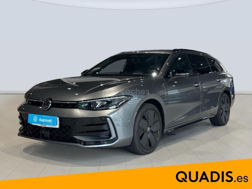 Foto del VOLKSWAGEN Passat 1.5 eHybrid DSG6 150kW R-Line