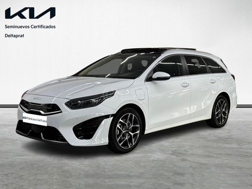 Foto del KIA Ceed Tourer 1.6 PHEV eMotion Aut.