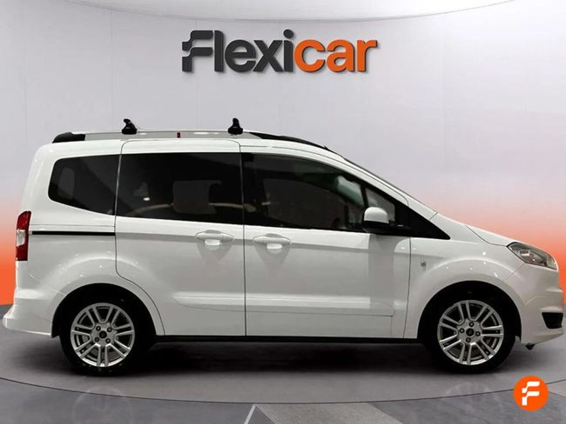 Imagen 3 de FORD Tourneo Courier