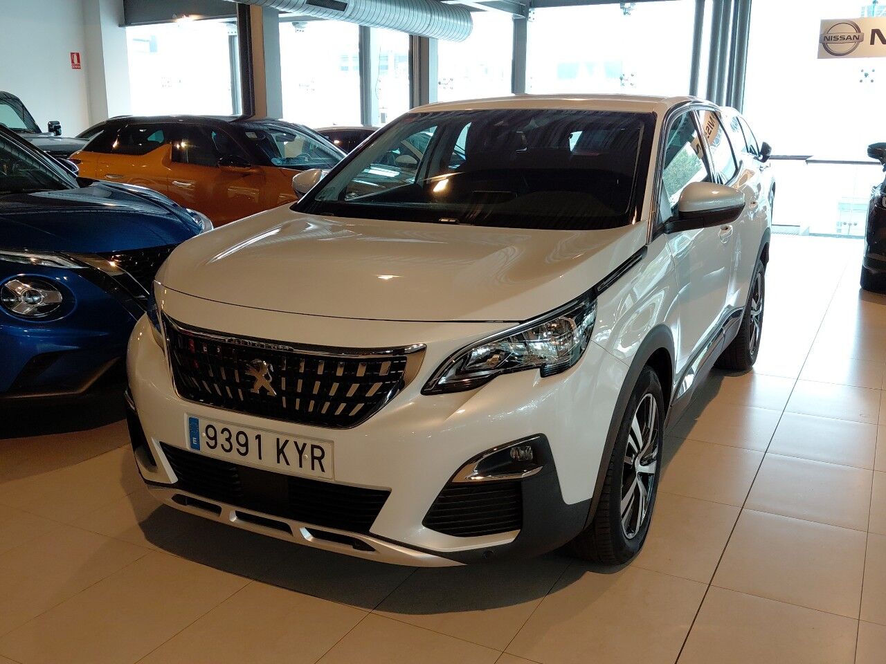 Foto del PEUGEOT 3008 1.2 S&S PureTech Allure 130