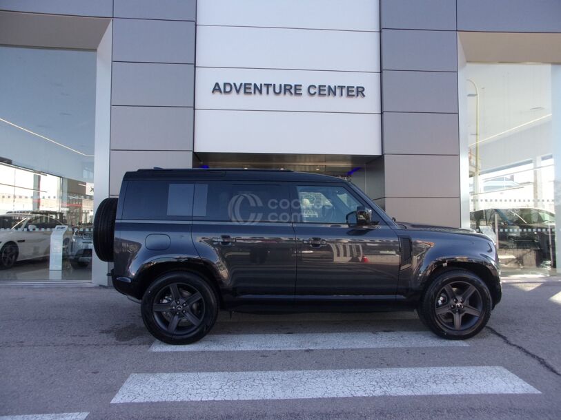 Foto del LAND ROVER Defender 110 3.0D l6 MHEV X-Dynamic SE AWD Aut. 250