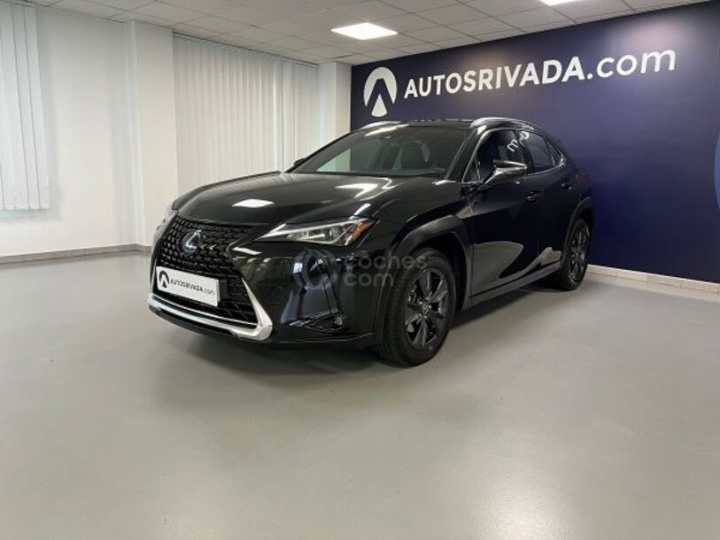 Foto del LEXUS UX 250h Business 4WD