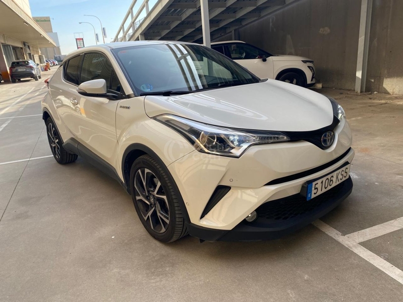 Foto del TOYOTA C-HR 125H Advance