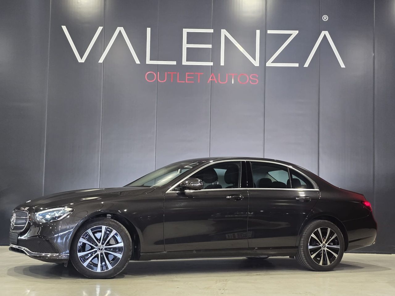 MERCEDES Clase E (300 de avantgarde) en Córdoba