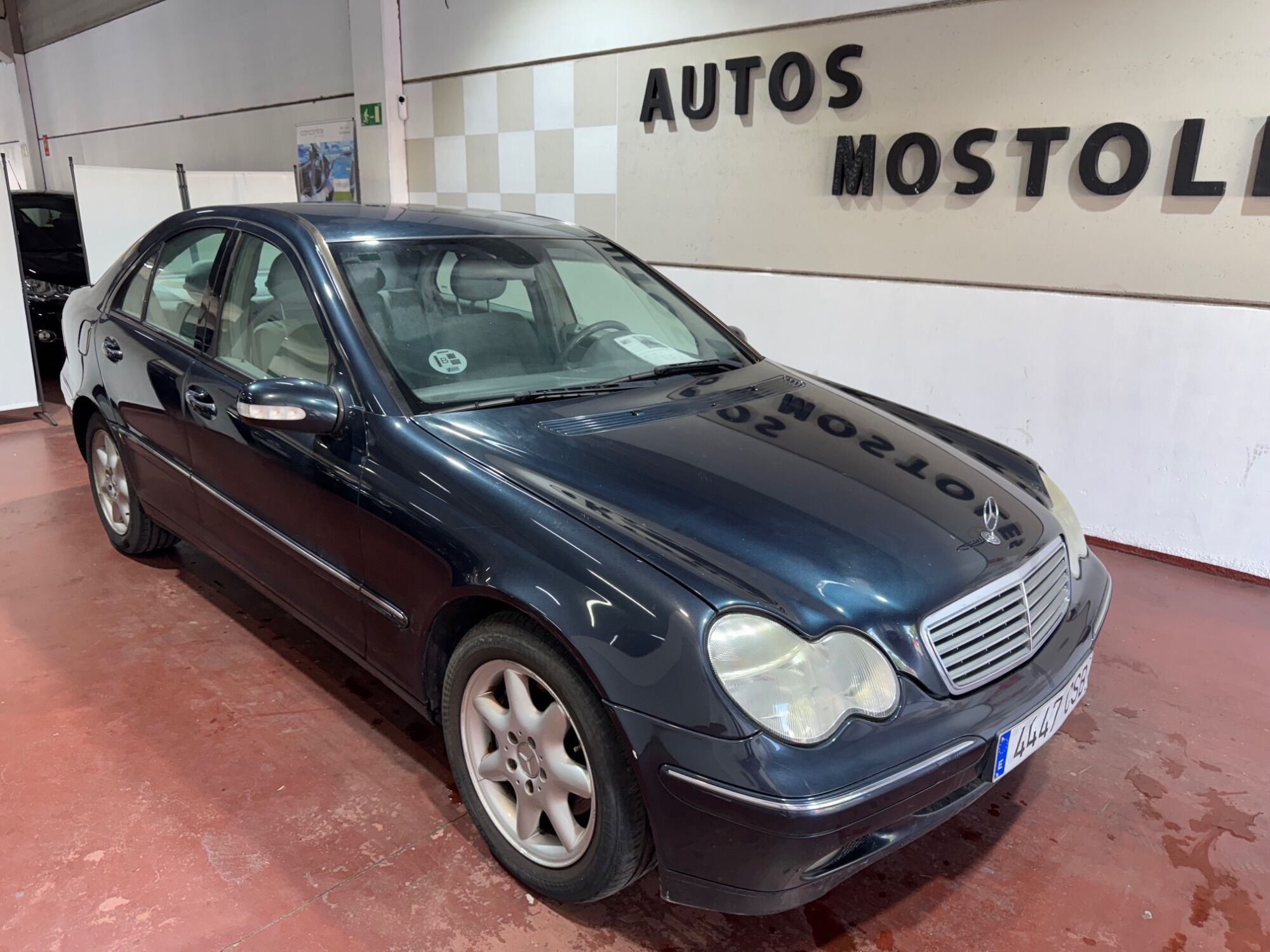 MERCEDES Clase C (C 320 Avantgarde) en Madrid