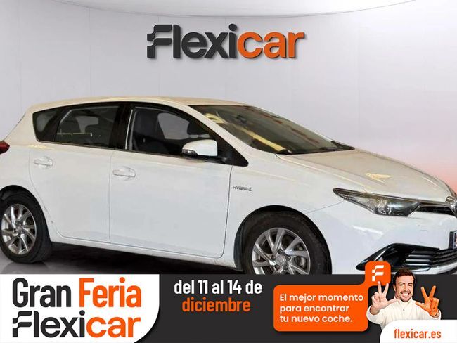 TOYOTA Auris (1.8 140H Business) en Granada