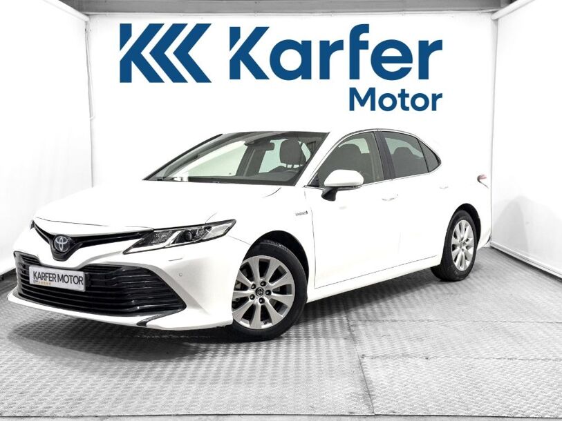Foto del TOYOTA Camry Híbrido Business Aut.