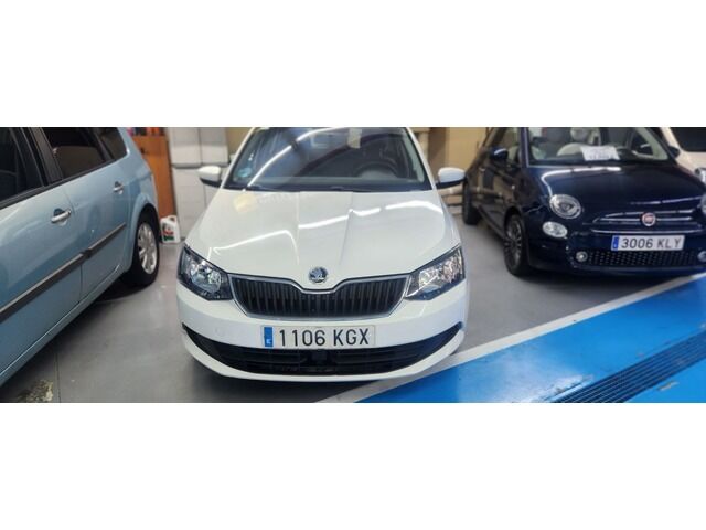 SKODA Fabia (1.4 TDI Active 55 kW (75 CV)) en Barcelona