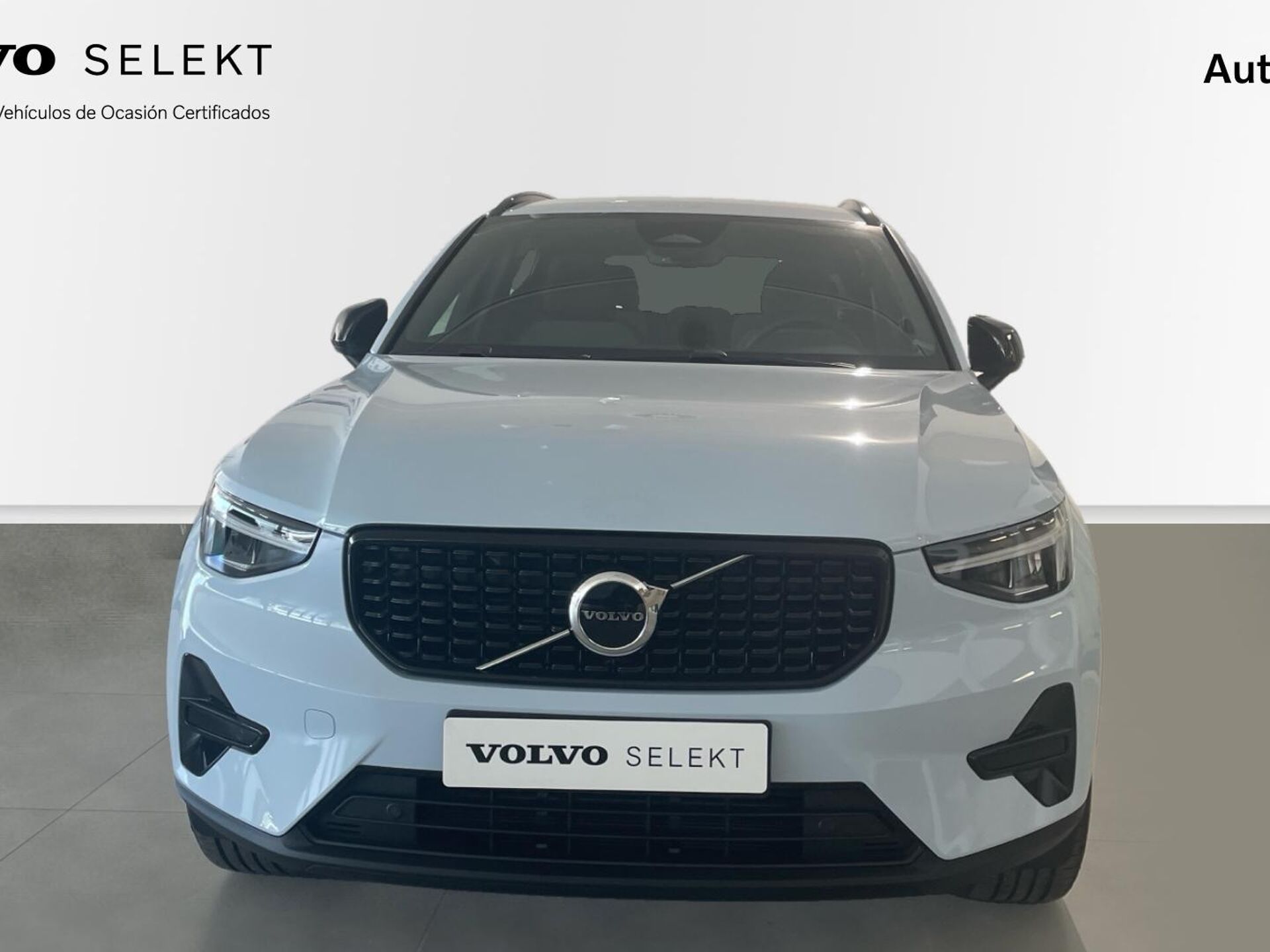 Imagen 3 de VOLVO XC40