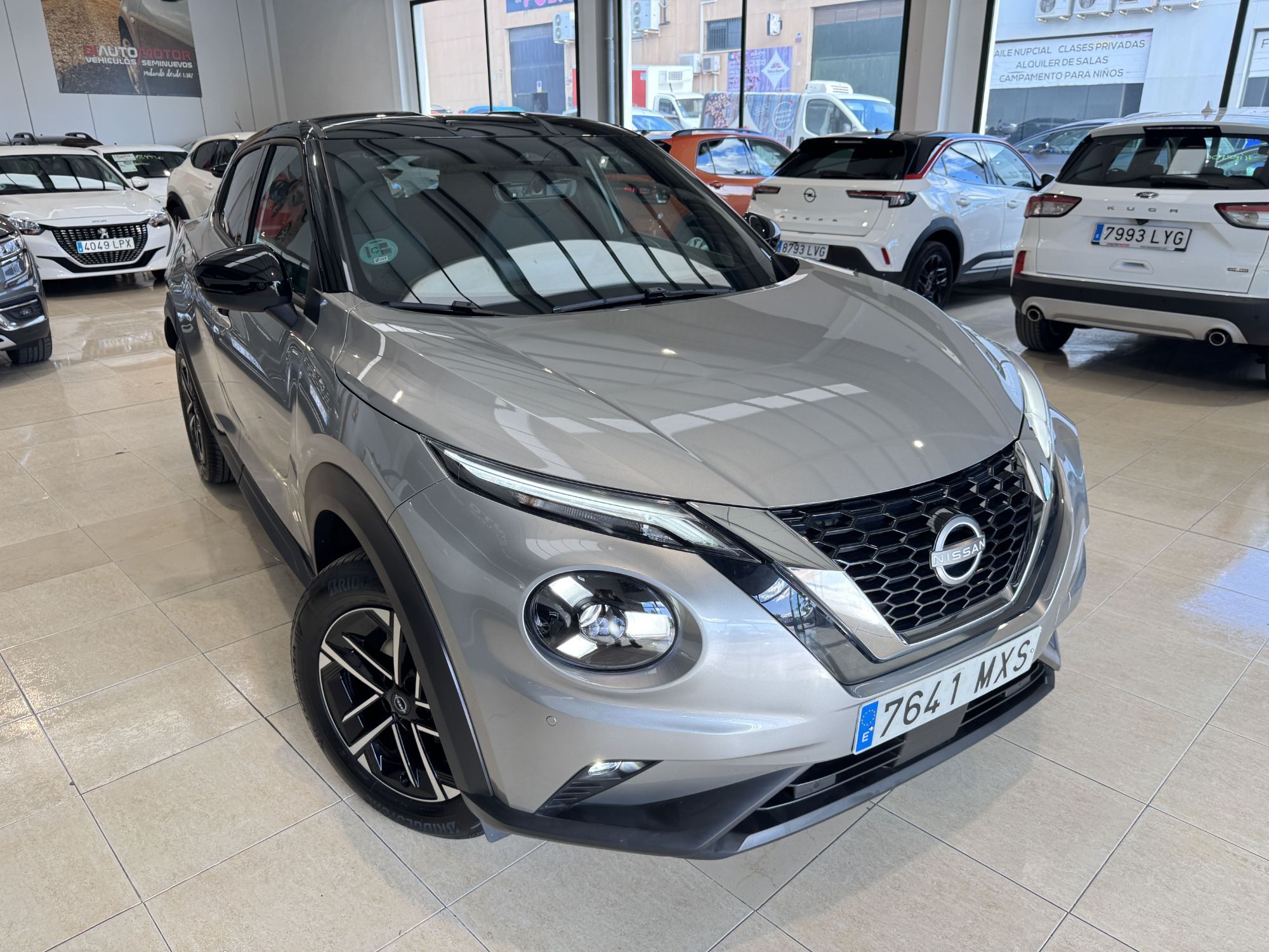 NISSAN Juke (1.0 DIG-T N-Connecta 4x2 114) en Málaga