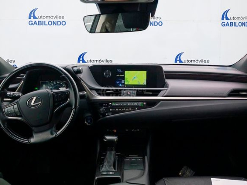 Foto del LEXUS ES 300h Executive