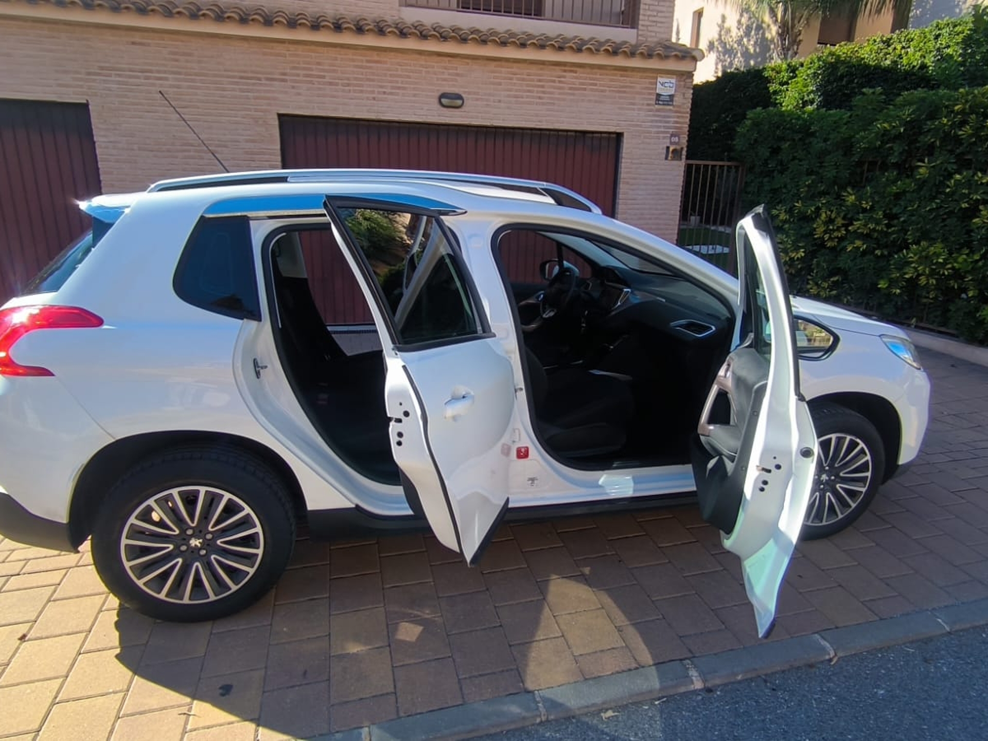 Imagen de PEUGEOT 2008