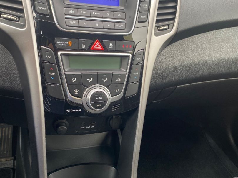 Foto del HYUNDAI i30 1.6CRDi GLS Tecno