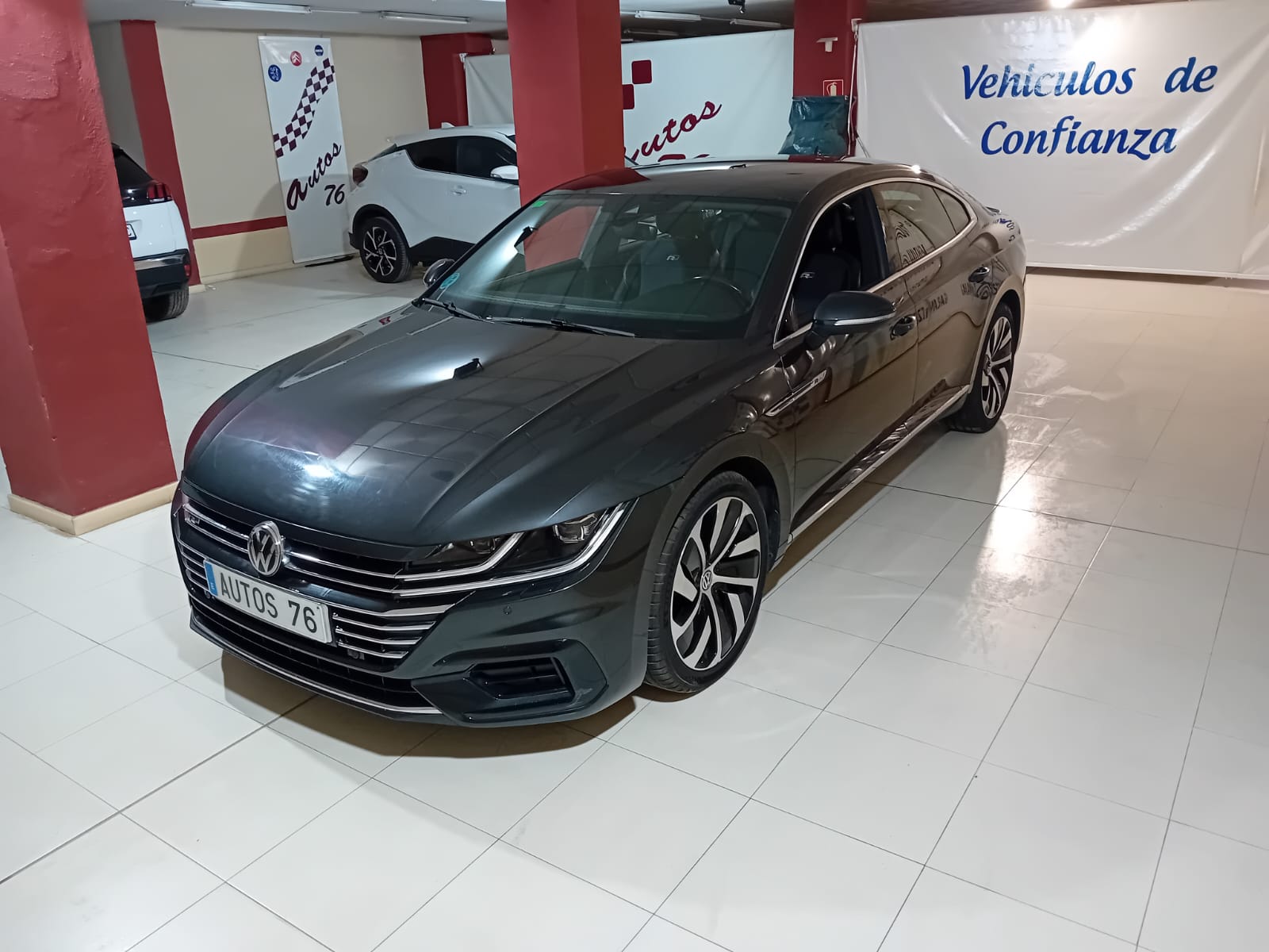 VOLKSWAGEN Arteon (2.0TDI R-Line 110kW) en Badajoz