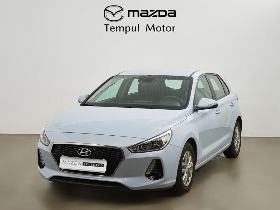 HYUNDAI i30 (1.0 TGDI Essence 120) en Cádiz
