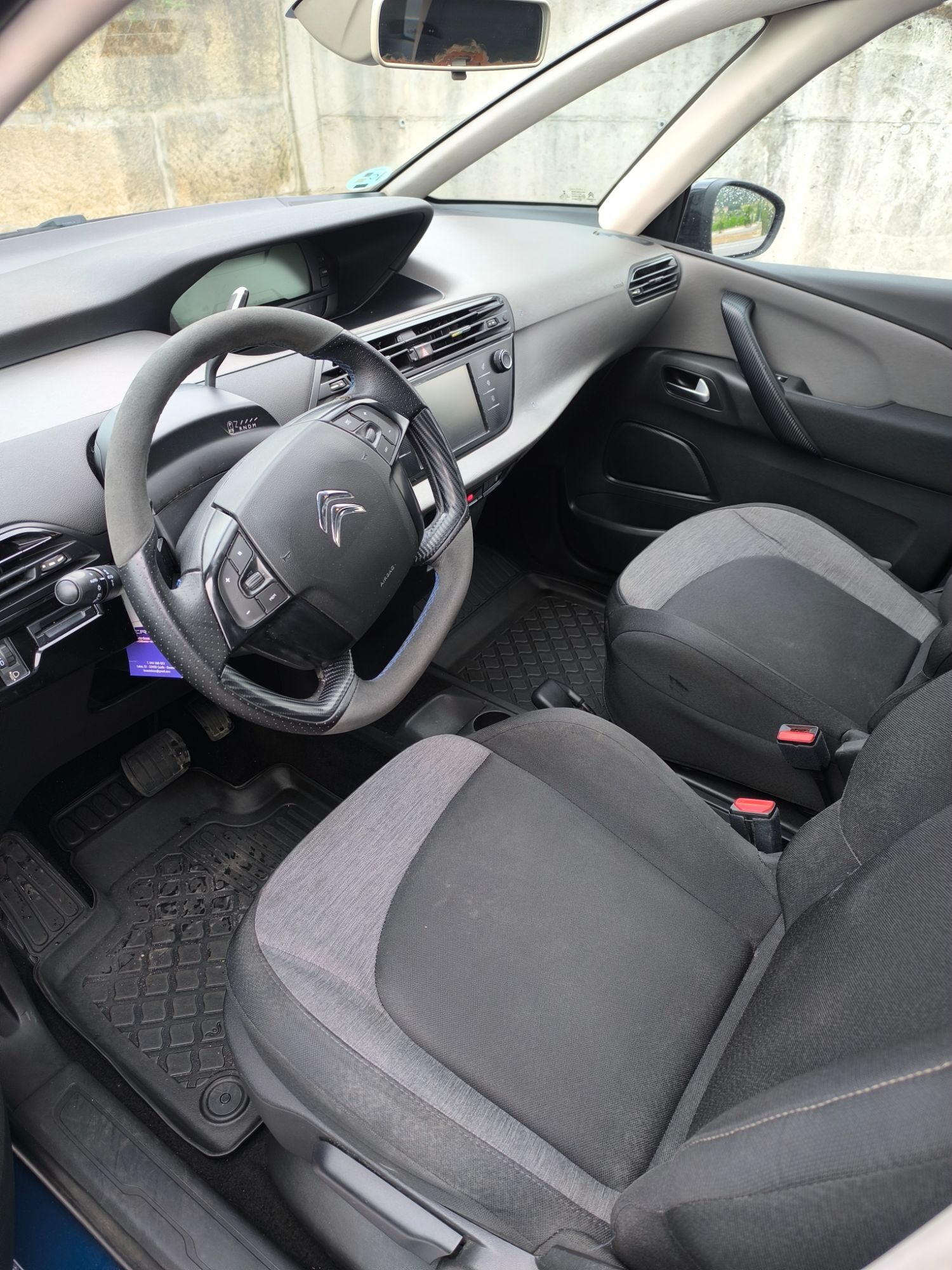 Foto del CITROEN C4 1.6BlueHDI S&S Feel EAT6 120