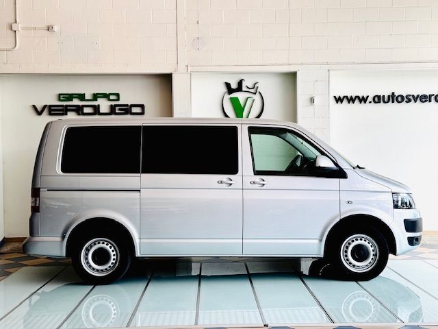 Foto del VOLKSWAGEN Transporter Kombi PRO 2.0TDI BMT Largo T. Normal 114