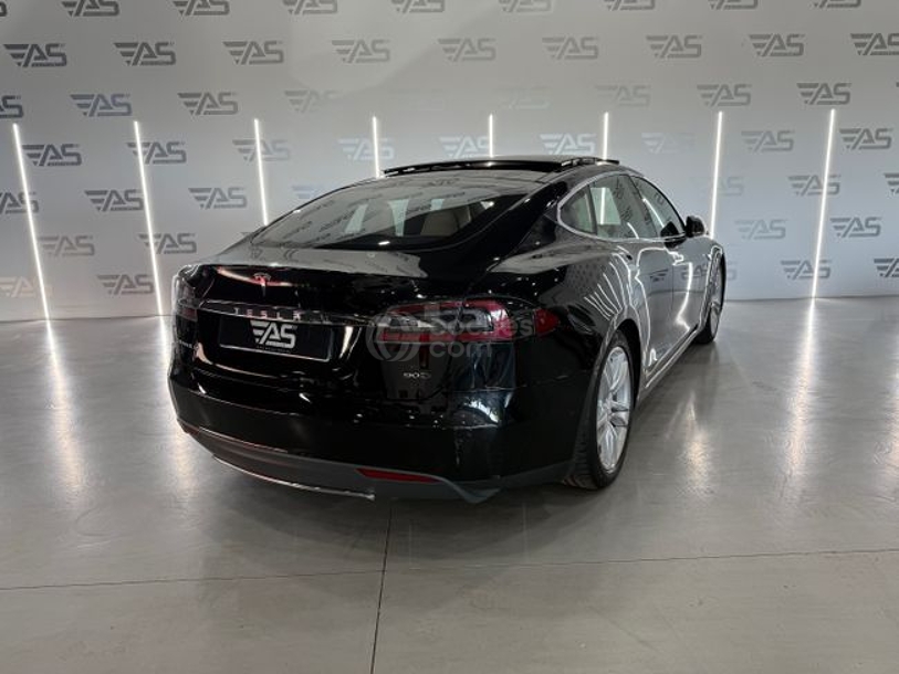 Foto del TESLA Model S 90D