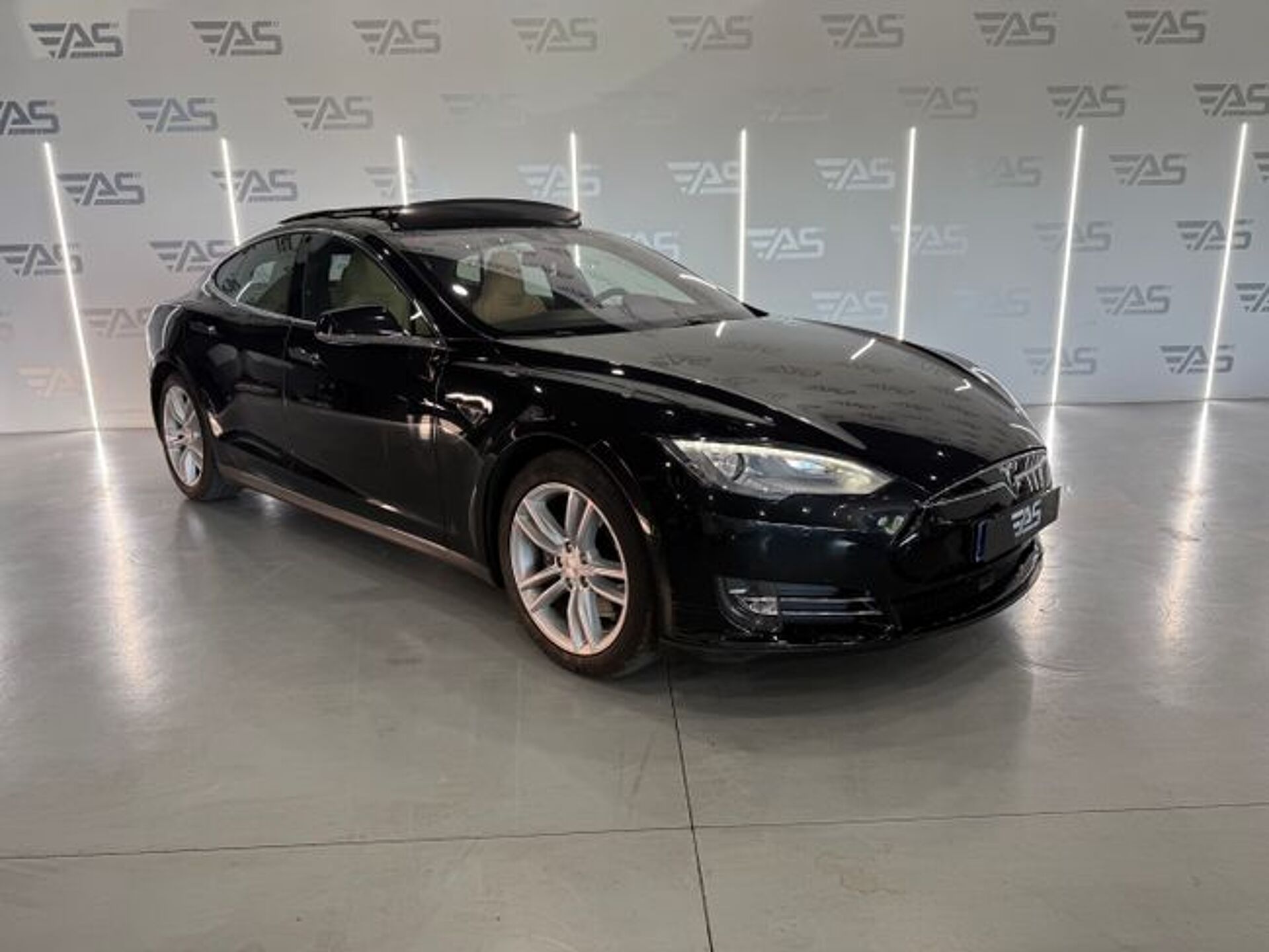 Imagen 2 de TESLA Model S