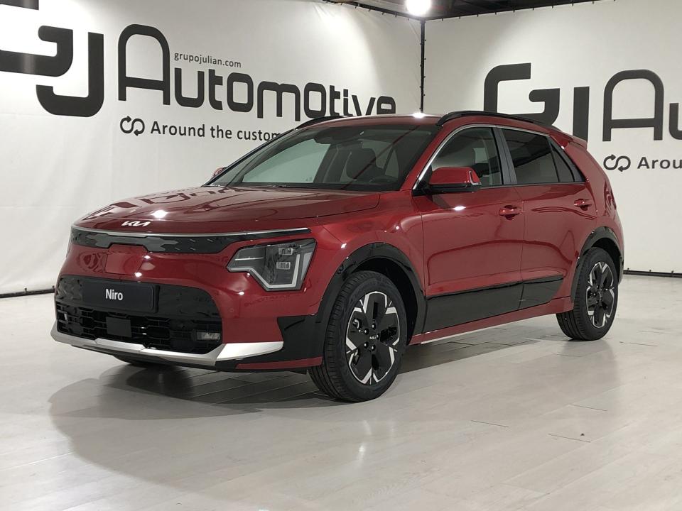 KIA Niro (e-Niro 150kW (204CV) Drive (Long Range)) en Burgos