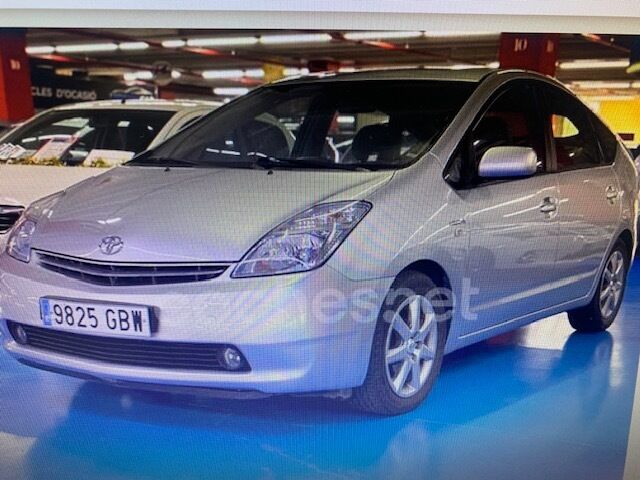 TOYOTA Prius (1.5 VVT-I HSD HYBRID SOL 82 kW (112 CV)) en Barcelona