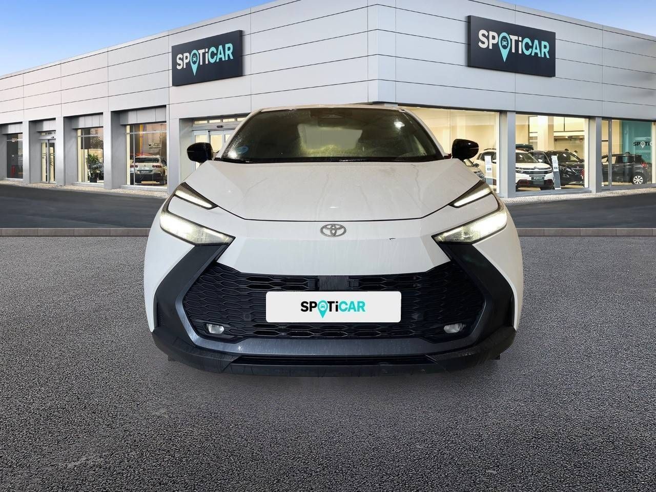 Foto del TOYOTA C-HR 140H Advance