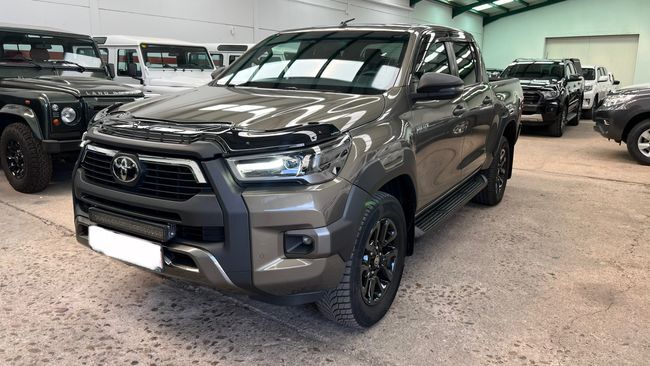 Foto del TOYOTA Hilux Cabina Doble Invincible Aut.