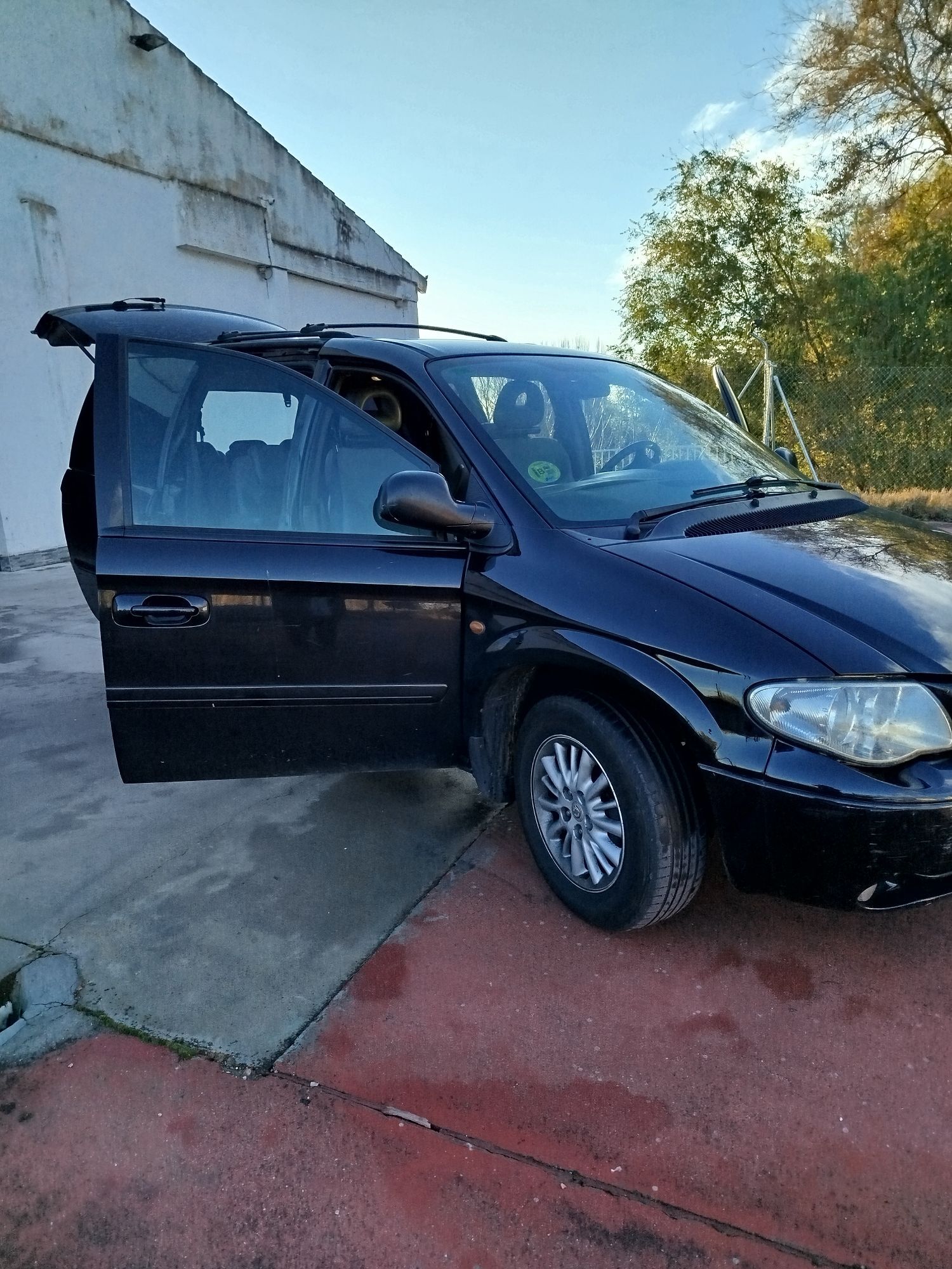 Foto del CHRYSLER Voyager Grand  2.8CRD Limited Aut.