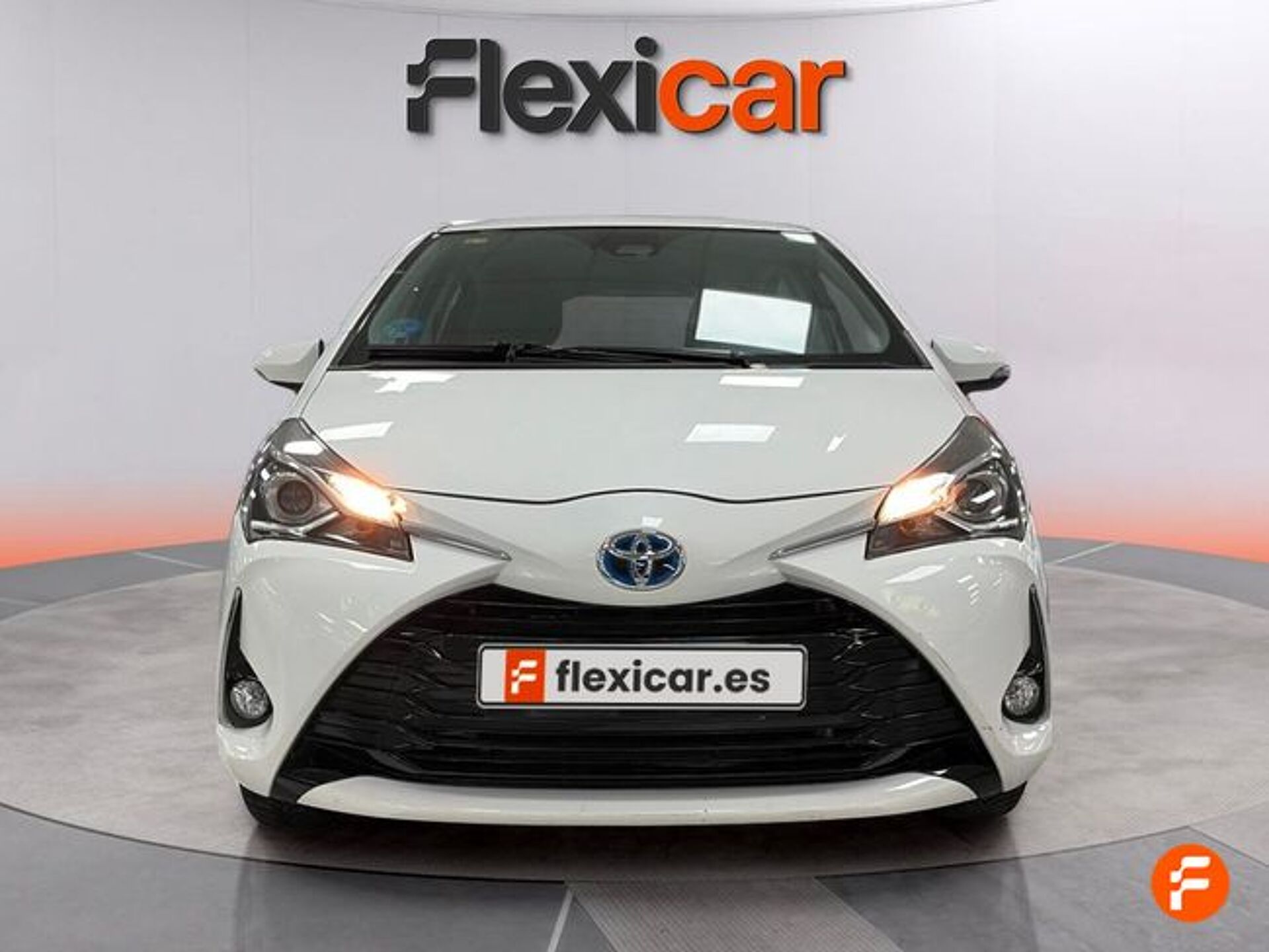 Imagen 2 de TOYOTA Yaris