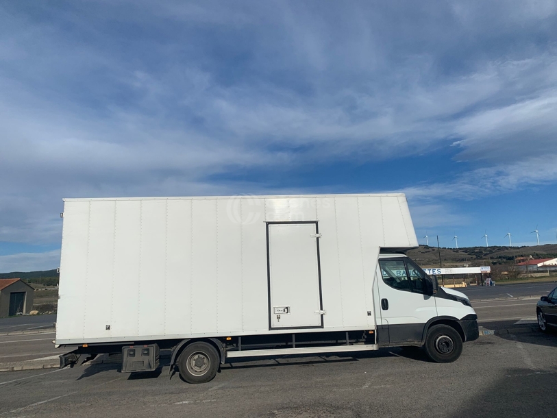 Foto del IVECO Daily Chasis Cabina 35C17 4100 Tor 170