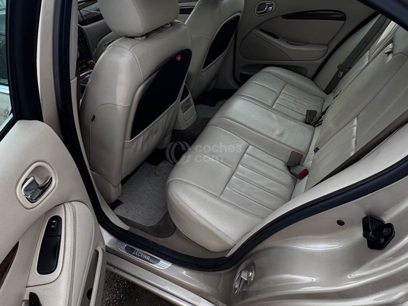 Foto del JAGUAR S-Type V6 2.5 Executive Aut.