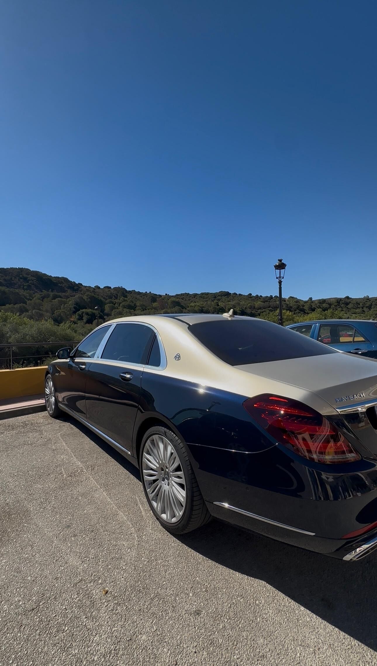 MERCEDES Clase S (Mercedes-Maybach S 560 4MATIC) en Cádiz