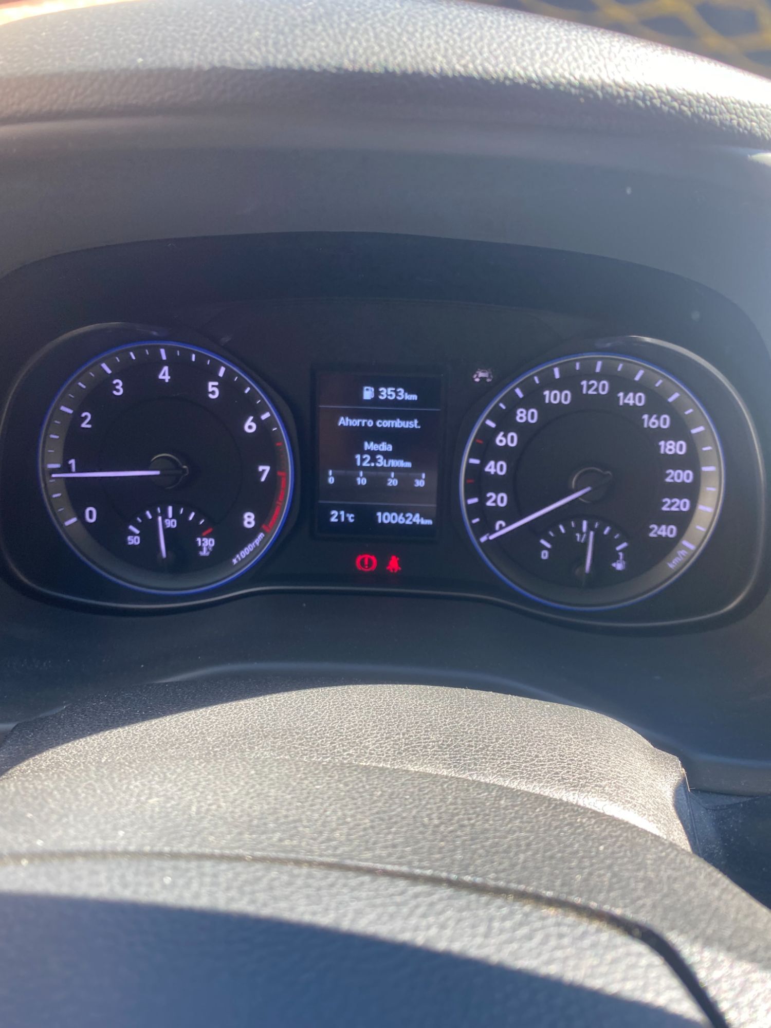 Foto del HYUNDAI Kona 1.0 TGDI Tecno Lime 4x2