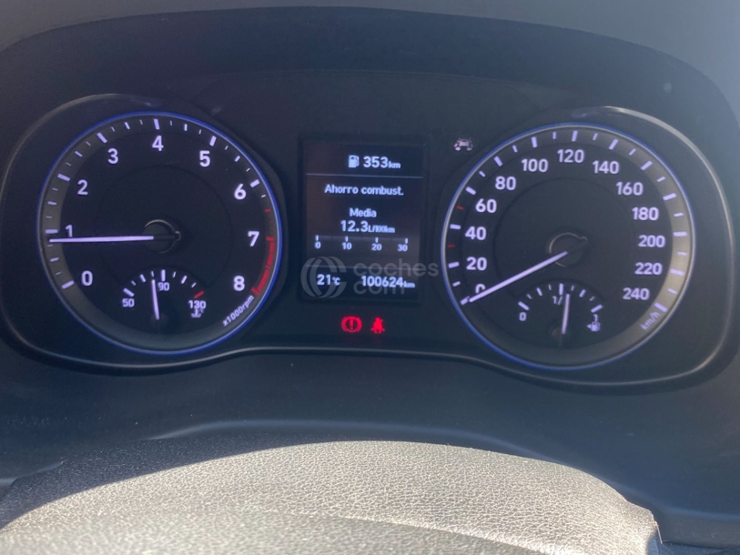 Foto del HYUNDAI Kona 1.0 TGDI Tecno Lime 4x2