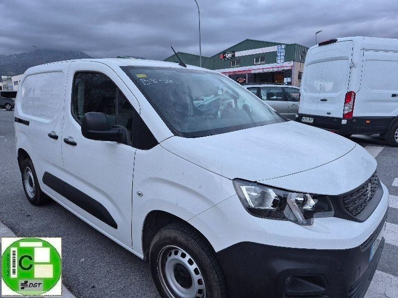 Foto del PEUGEOT Partner 1.5BlueHDI S&S Pro Standard 600kg 100