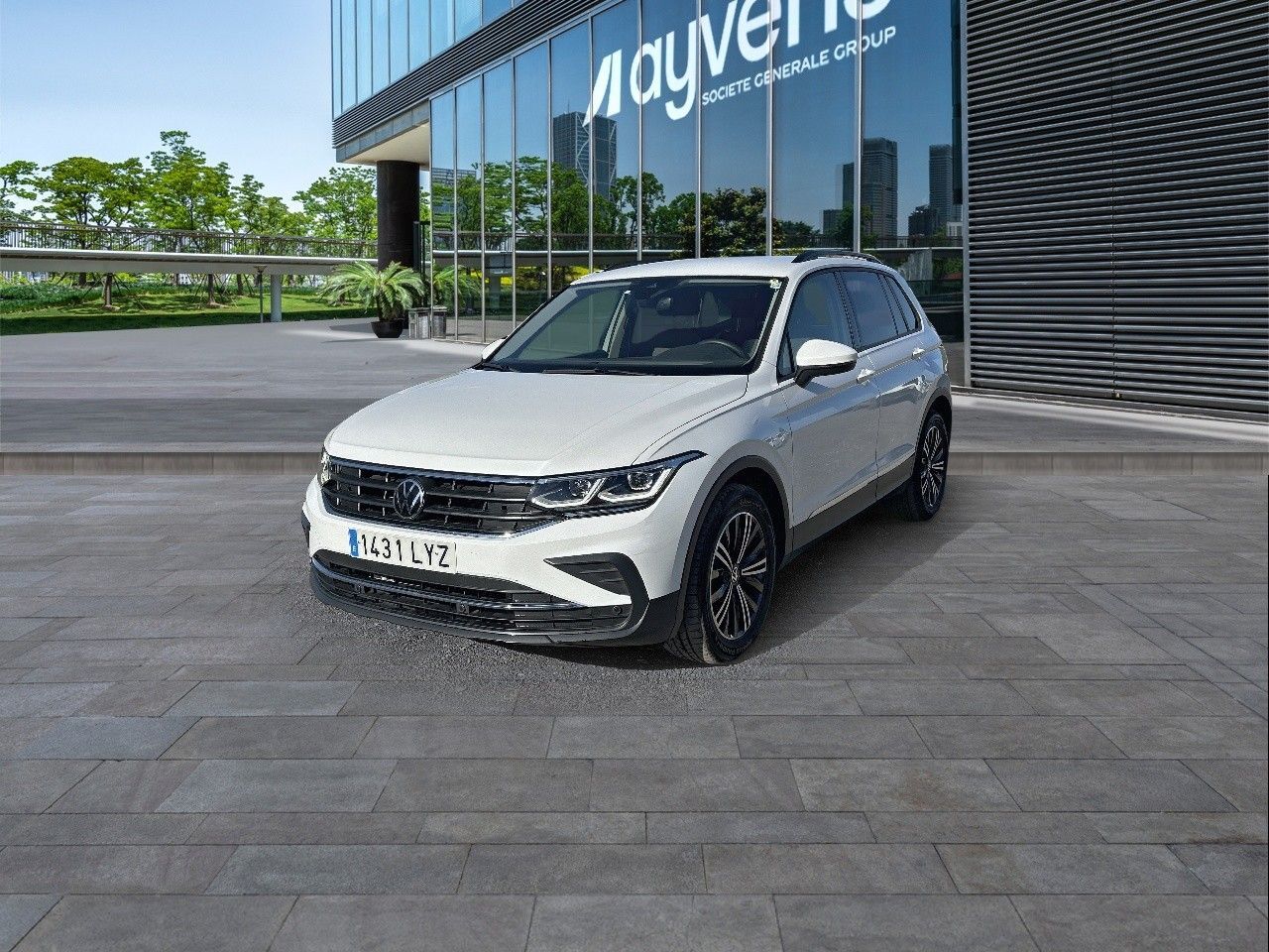 VOLKSWAGEN Tiguan (Life 2.0 TDI 110 kW (150 CV)) en Madrid